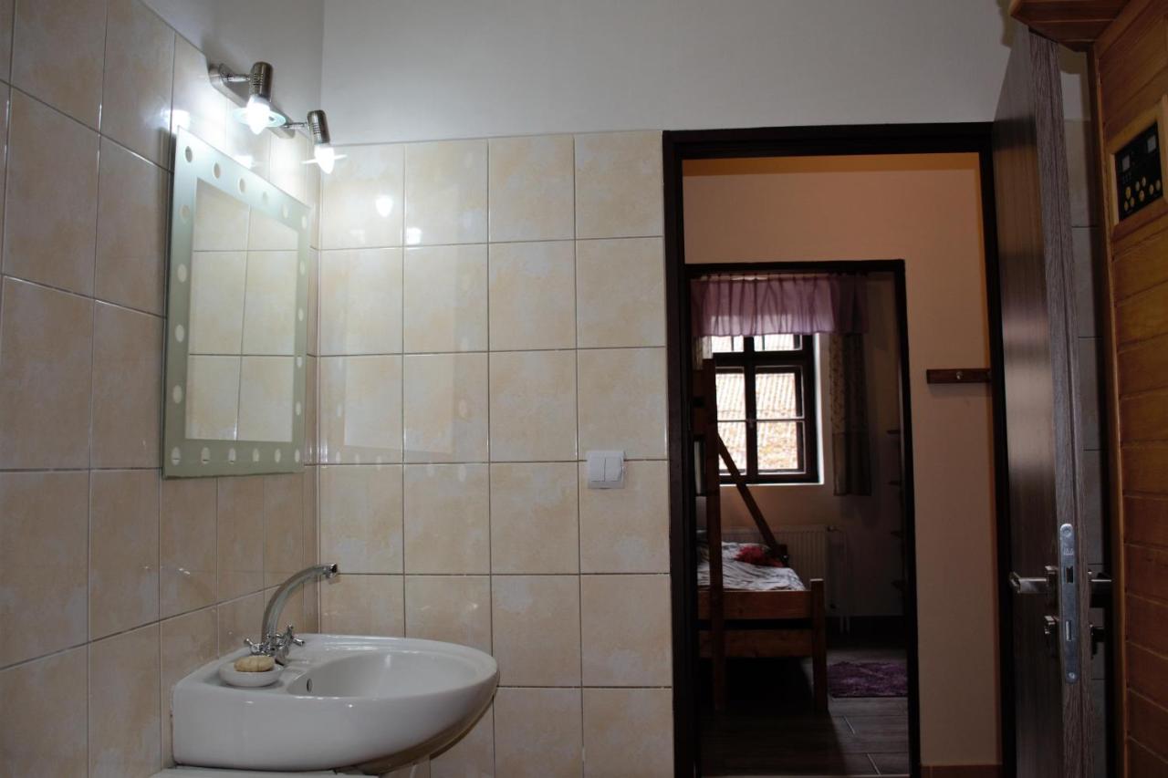 Na Konske Farme Apartment Malecov Ngoại thất bức ảnh